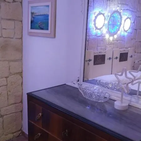 Отель Camilla Castro (Lecce)